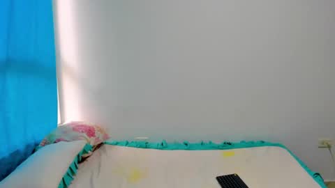 Snapshot of engel20042001 chatting on 12.27.24 engel20042001 online show from 12.27.24