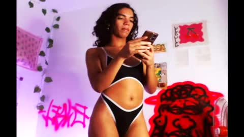 Snapshot of engel20042001 chatting on 11.14.25 engel20042001 online show from 11.14.25