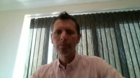 Snapshot of englishguy183 chatting on 06.19.26 EnglishGuy183 online show from 06.19.26