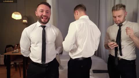 Johnny online show from 09.27.25