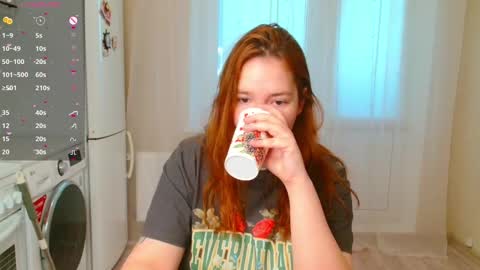 Snapshot of enorolve chatting on 01.10.25 Horny Mary online show from 01.10.25