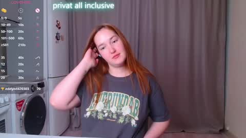 Snapshot of enorolve chatting on 02.19.25 Horny Mary online show from 02.19.25