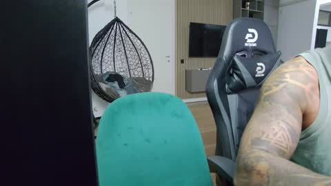 Erik online show from 12.05.24