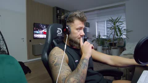 Erik online show from 12.09.24