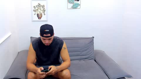 Snapshot of enrique_villa23 chatting on 12.30.24 enrique online show from 12.30.24