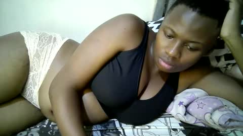 Snapshot of enter_dee chatting on 04.01.26 Ell online show from 04.01.26