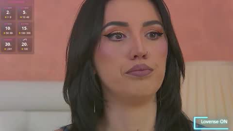 enyahazell online show from 10.17.25