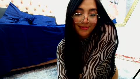 Snapshot of enyel_valmina chatting on 02.03.25 Enyel online show from 02.03.25