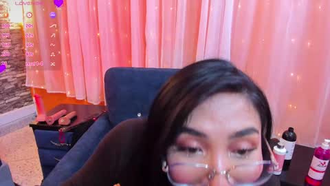 Snapshot of enyel_valmina chatting on 02.27.25 Enyel online show from 02.27.25