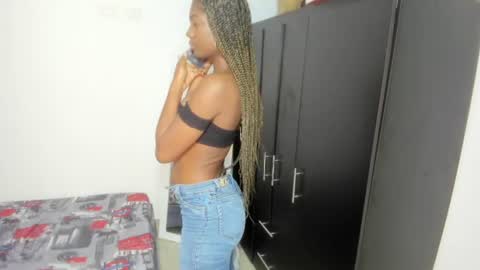 Angela online show from 11.03.25