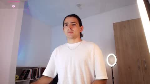 enzo_moretii online show from 11.21.25