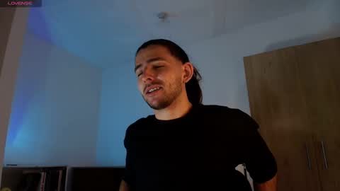 enzo_moretii online show from 11.30.25