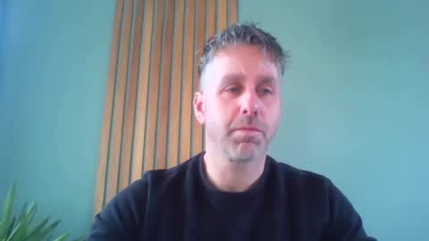 Enzos Massive Cock online show from 03.05.25
