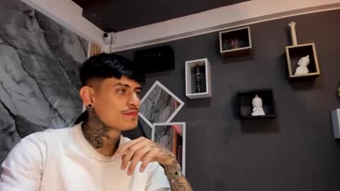 Enzo Rodriguez online show from 10.21.25