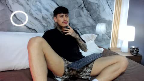 Enzo Rodriguez online show from 10.28.25