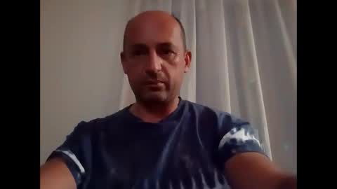 Snapshot of epu17 chatting on 09.23.25 epu17 online show from 09.23.25