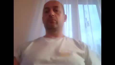 Snapshot of epu17 chatting on 09.25.25 epu17 online show from 09.25.25