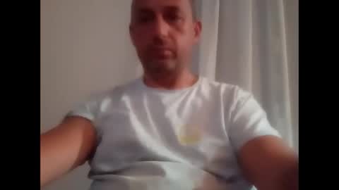 Snapshot of epu17 chatting on 09.25.25 epu17 online show from 09.25.25