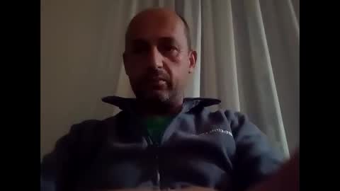 Snapshot of epu17 chatting on 09.27.25 epu17 online show from 09.27.25