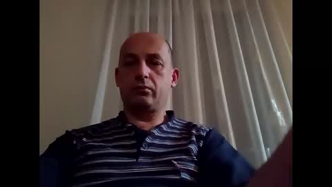 Snapshot of epu17 chatting on 10.25.25 epu17 online show from 10.25.25