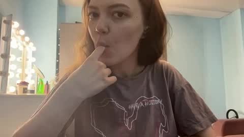 Lily online show from 03.29.26