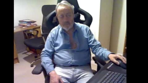 erasmus_d online show from 02.11.26