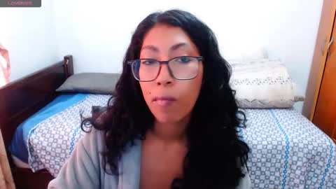 Snapshot of eren_mikasa chatting on 01.13.26 sofia online show from 01.13.26