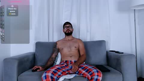 Snapshot of eric_evans1 chatting on 09.23.25 Eric Evans online show from 09.23.25