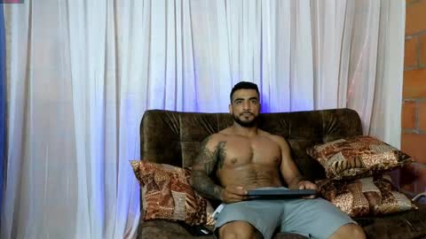 Snapshot of eric_harrison1 chatting on 12.08.24 Brayan online show from 12.08.24