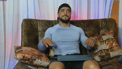 Snapshot of eric_harrison1 chatting on 12.12.24 Brayan online show from 12.12.24