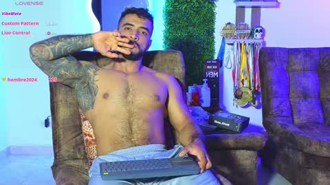 Snapshot of eric_harrison1 chatting on 12.31.24 Brayan online show from 12.31.24