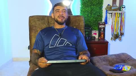 Snapshot of eric_harrison1 chatting on 01.15.25 Brayan online show from 01.15.25