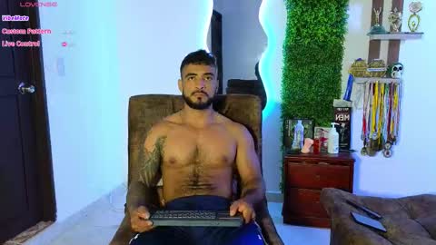 Snapshot of eric_harrison1 chatting on 02.09.25 Brayan online show from 02.09.25