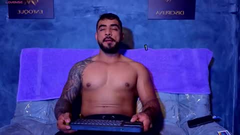 Snapshot of eric_harrison1 chatting on 09.24.25 Brayan online show from 09.24.25