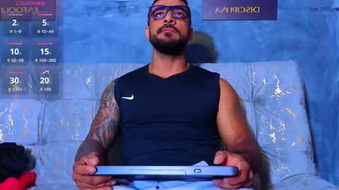 Snapshot of eric_harrison1 chatting on 10.05.25 Brayan online show from 10.05.25