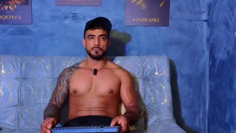 Snapshot of eric_harrison1 chatting on 10.10.25 Brayan online show from 10.10.25