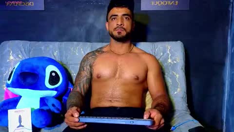 Snapshot of eric_harrison1 chatting on 10.21.25 Brayan online show from 10.21.25