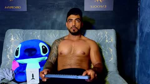 Snapshot of eric_harrison1 chatting on 10.21.25 Brayan online show from 10.21.25