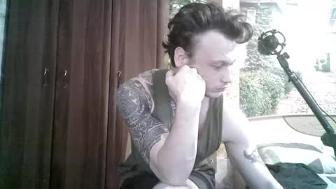 Snapshot of eric_the_vikking chatting on 09.13.25 Eric online show from 09.13.25