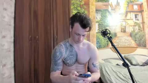 Snapshot of eric_the_vikking chatting on 10.16.25 Eric online show from 10.16.25