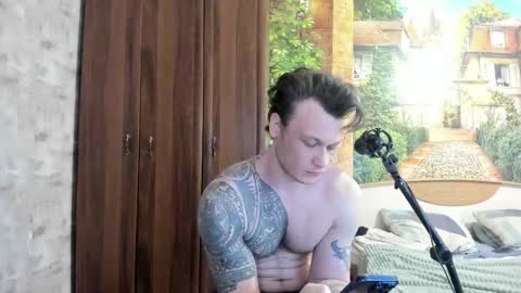 Snapshot of eric_the_vikking chatting on 11.01.25 Eric online show from 11.01.25