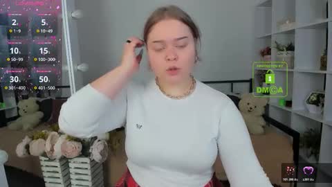 erica_love_ online show from 11.23.25