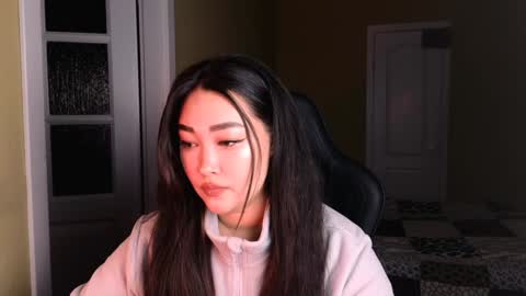 Snapshot of erica_wayne chatting on 01.05.25 Erica Wayne online show from 01.05.25