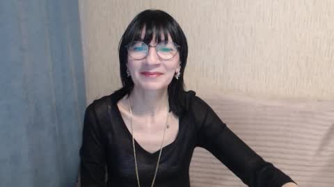 ericablack8 online show from 12.04.25