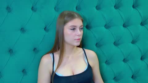 Snapshot of ericafoxes chatting on 06.30.26 EricaFoxes online show from 06.30.26