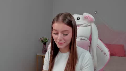 Snapshot of ericafoxes chatting on 07.18.26 EricaFoxes online show from 07.18.26