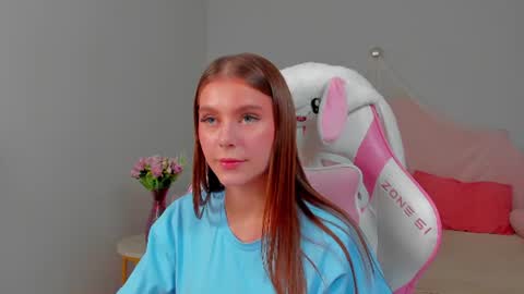 Snapshot of ericafoxes chatting on 07.24.26 EricaFoxes online show from 07.24.26