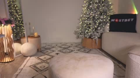 Call me Erica online show from 12.23.24