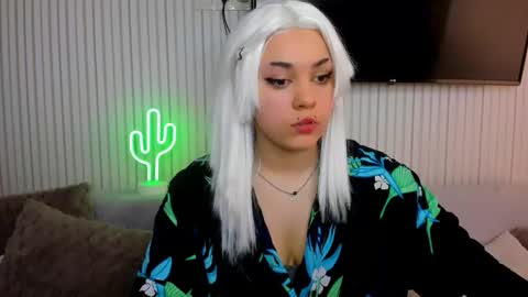 Snapshot of ericcahoff chatting on 10.22.25 ericcahoff online show from 10.22.25