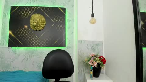  online show from 01.03.25